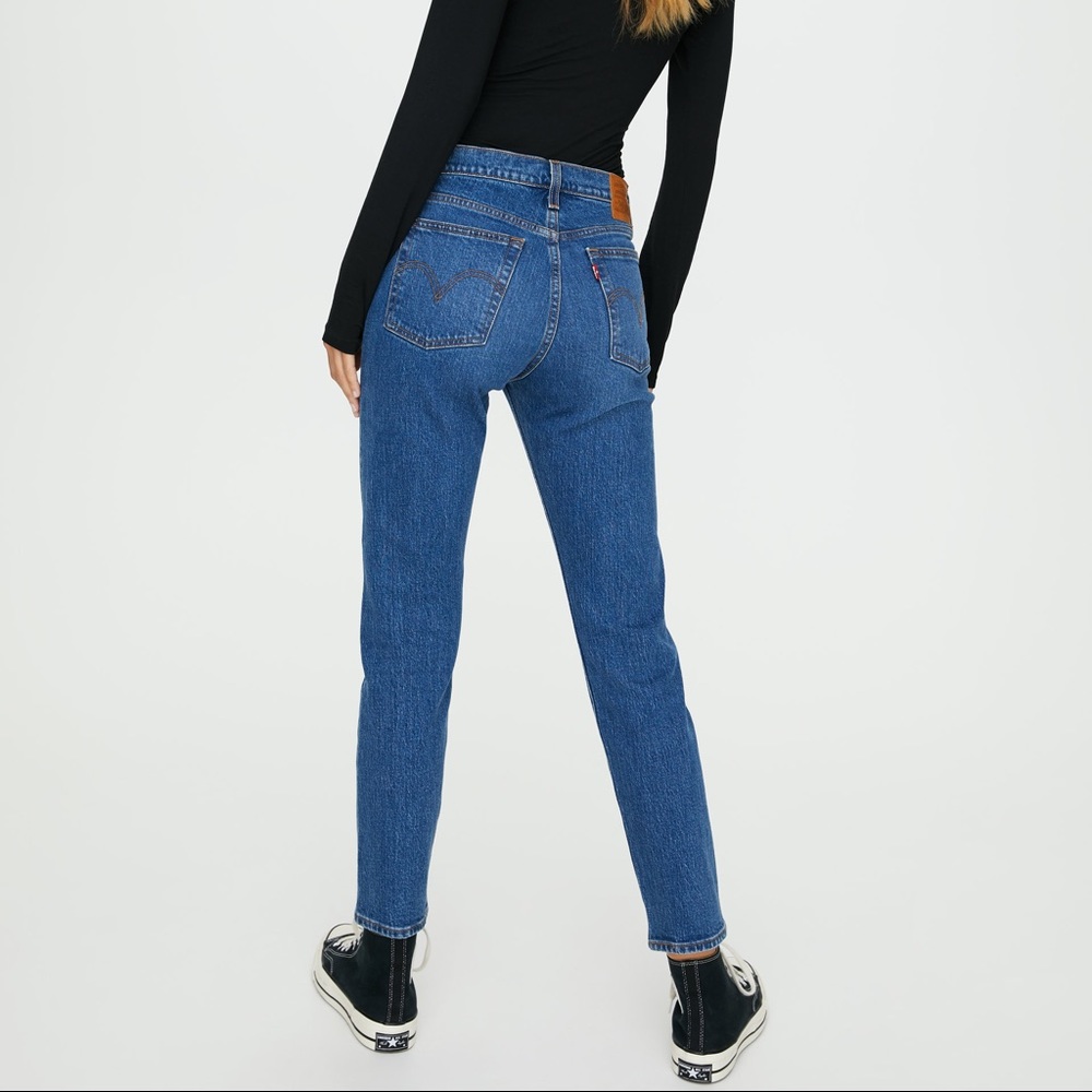 Levi’s Wedgie Icon Jean
